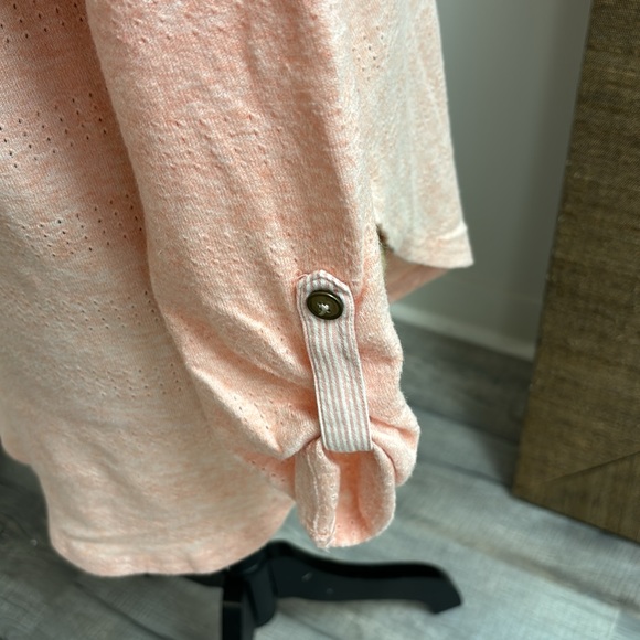 Anthropologie Akemi + Kin Drop Tail Peach Pointelle Tunic with 3/4 Tab Sleeves - Picture 4 of 6